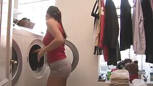 Jamie Graham doing laundry