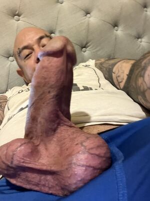 Freeballing Amateur Big Balls Bull Fat Cock