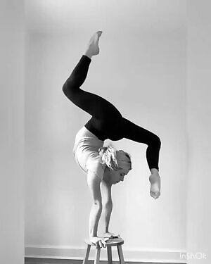 Stay-home Sundays: Snö Bunta