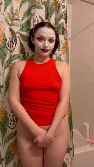 Thick Thighs Amateur Brunette Clown Cute