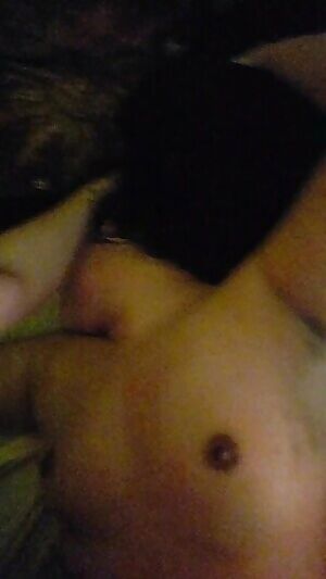 Letting daddy fuck me raw 💕