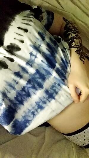 This Aussie girl is ready and waiting for you now!