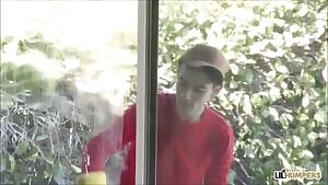 Cleaning Windows In A Different Way