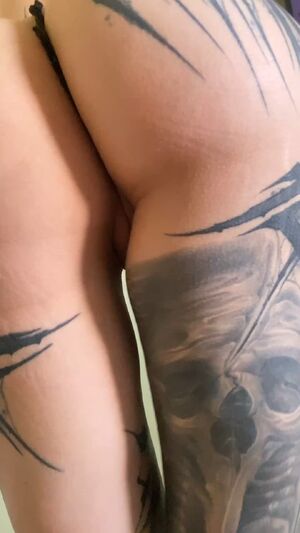 Face Riding Bikini From Below Hotwife