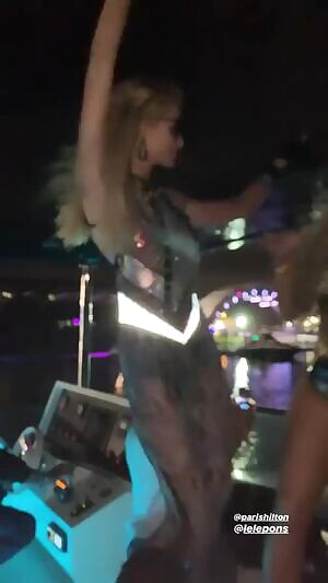 Fuuuuuck Lele 🔥. Can she do that on a d tho?