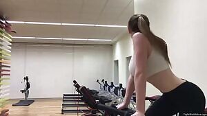 Can't help but look sexy even when working out