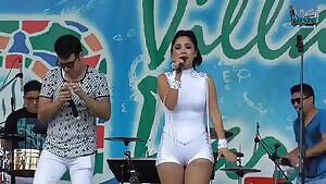 Singing with her lips