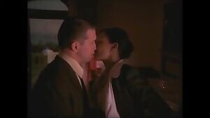 Kari Wuhrer showing her plots - Spider's Web