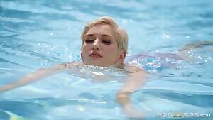 Skye Blue - Skye's The Limit