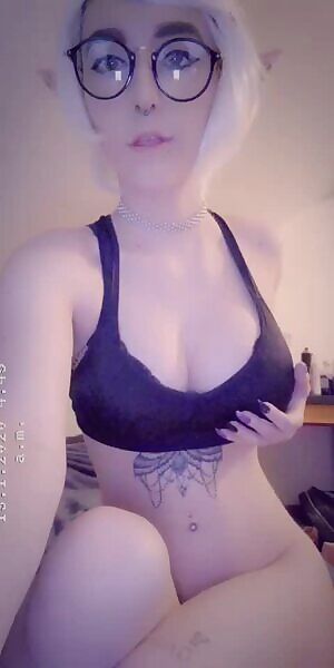 I got my fangs and I lurffff them! ~ Lillith Lethya