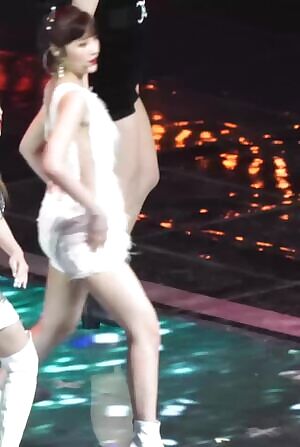 Red Velvet - Joy sexy back