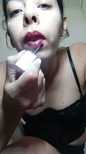 Dick Sucking Lips Labia Lipstick