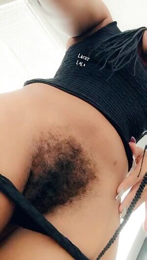 Wish I was grinding on a set of lips