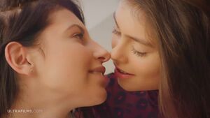 Lesbian Tongue Kissing Kiss Lesbians Pornstar