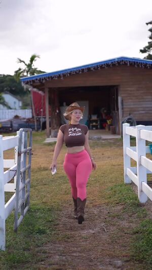 Howdy