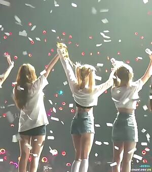 TWICE - Tzuyu, Sana & Dahyun