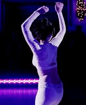 Imagine Jennifer Lawrence doing this move on your dick