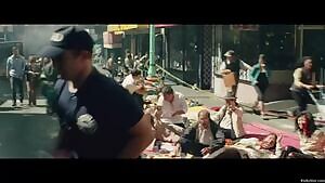 Alexandra Daddario in San Andreas