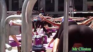 YOGA PANTS ARE THE BEST!!!