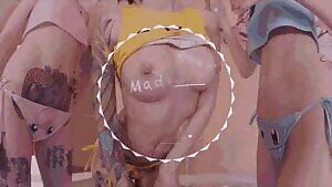 I love me some tattooed girls!