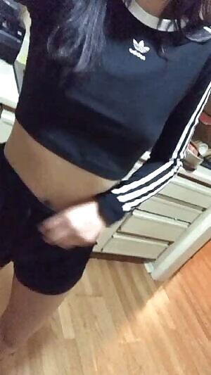 I like to get messy in the kitchen. Who else?