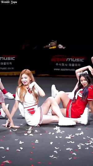 Cherry Bullet - Yuju