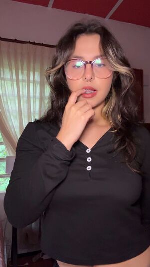 On/Off Big Tits Boobs Latina Nipples