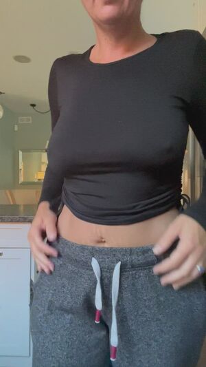 I am learning to show my Tiger Stripes... DO you like it?