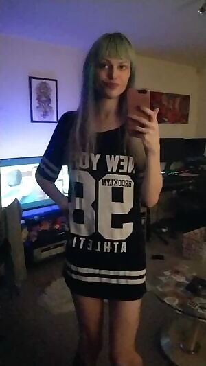 no makeup mirror wiggle