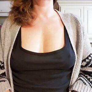 Just waiting or the toast to pop 🍞