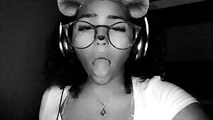 craving some fun while gaming 👀🌸