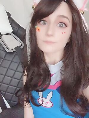 D.Va ahegao to make your Monday a lil better