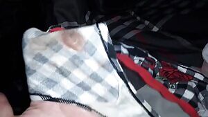 I have PCOS & can get up to FOUR periods each month! I bleed thru heavy maxi pads like crazy. Grab a pair of my stained panties from this week or other period items. 👉🏻 Kik allylynncarter / Snap xannabellelynnx / DM to buy! 💰