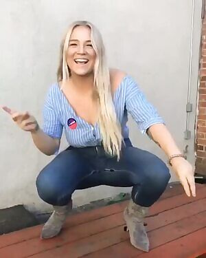 Alix Traeger from buzzfeed