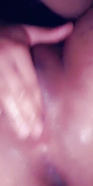 i've been so horny lately! i'm travelling and i can't find time for myself! 😫 help me by telling me how you'd use me as your fucktoy?