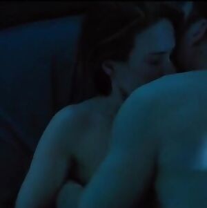 Sarah Paulson - The Runner