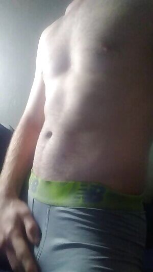 Getting off to u/pineapplecurious Link in comments