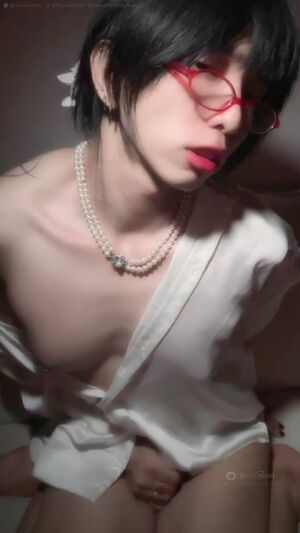 Asian Sissies Erect Nipples Femboy Glasses