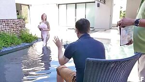 Anna Bell Peaks Squirts All Over