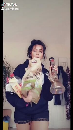 Stoner girls are always winning