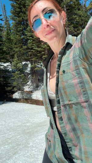 Cold & Snow Boobs Cute Exhibitionist