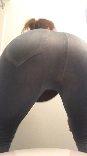 Just getting in my squats this morning ;)