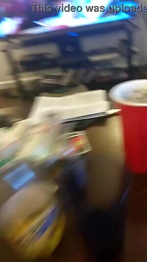 Surprise cumshot in girlfriend