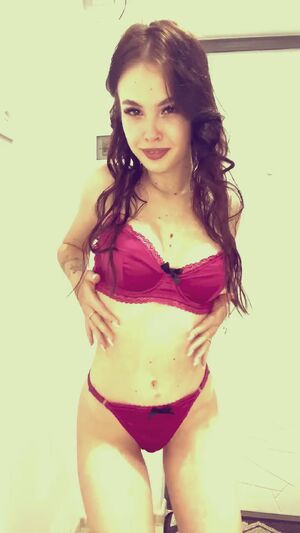 Ebony Grip 18 Years Old Amateur