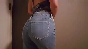 I love being a tease 😚