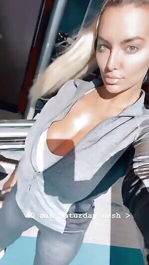 Lindsey Pelas huge sweaty tits