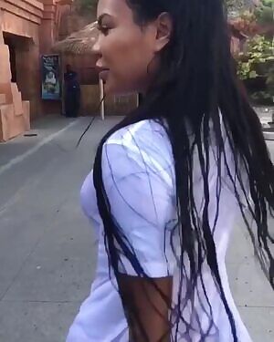 Taylor Hing @_chinesekitty