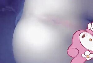 i cant even fit my finger >//<