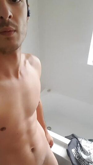 You can only use one side of me. Choose wisely. 🇦🇺