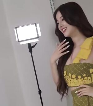 Momoland - Nancy feat. Ahin